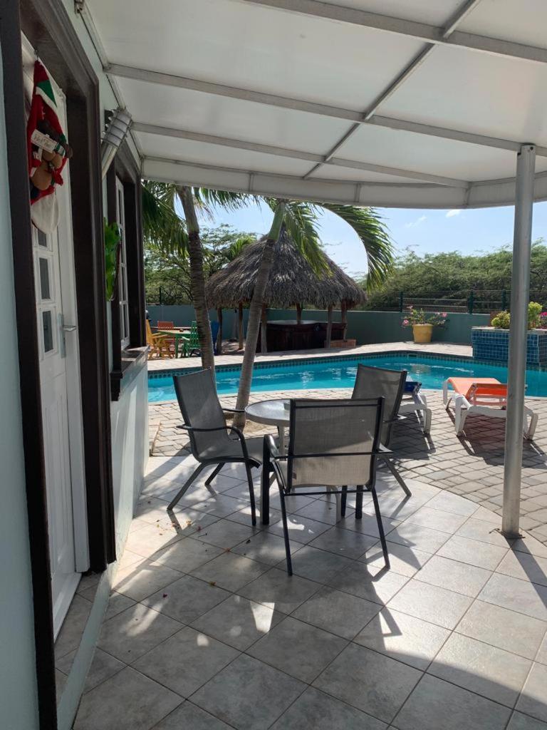 Aparthotel La Felicidad Aruba à Oranjestad Extérieur photo